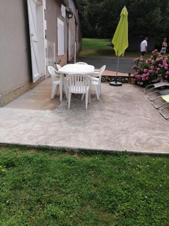 Gîte en Brenne Les Chênes Merigny Extérieur photo